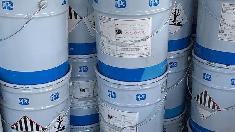 一桶20公斤外墙漆能刷多少平方？揭秘施工计算公式**